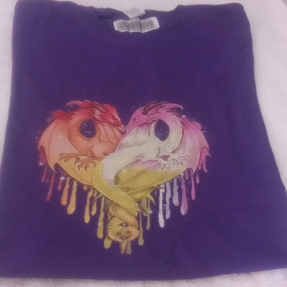T-Shirt - Picture 2 of 4